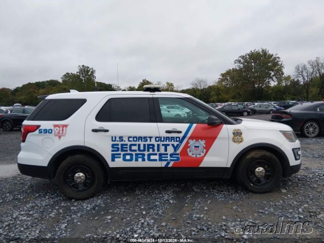 2017 Ford Explorer photo 4