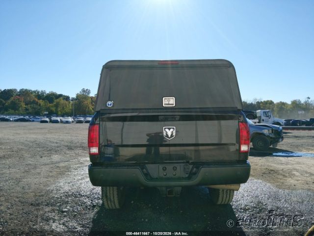 2016 Ram 3500 photo 5