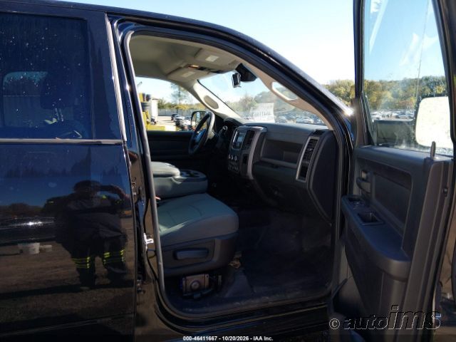 2016 Ram 3500 photo 6