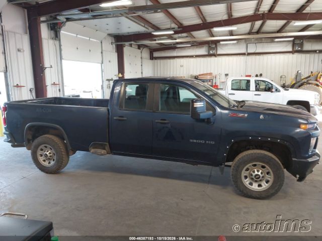 2020 Chevrolet Silverado photo 4
