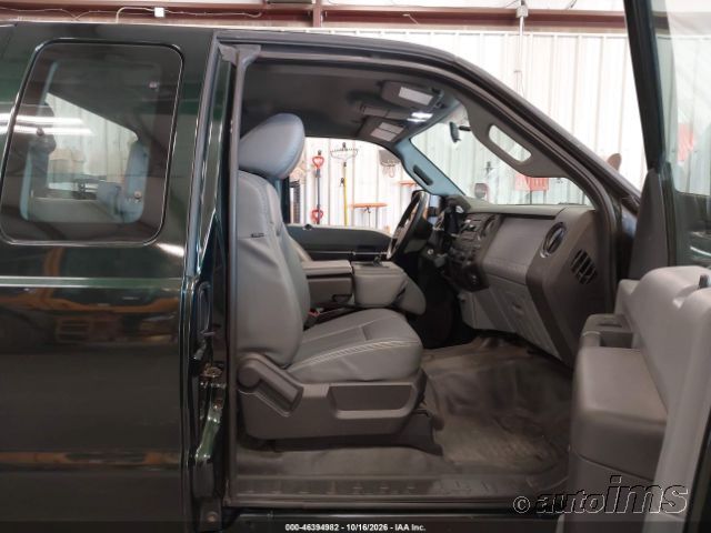 2016 Ford F-350 photo 3