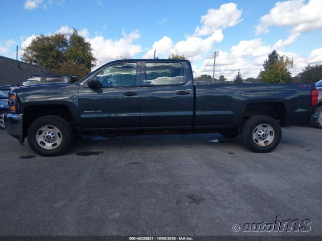 2018 Chevrolet Silverado photo 5
