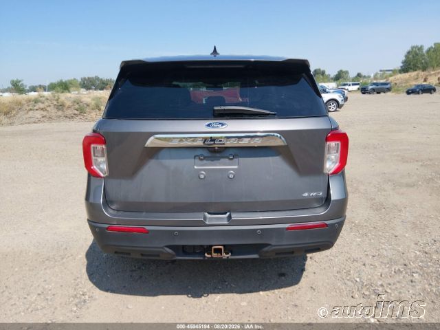 2021 Ford Explorer photo 5