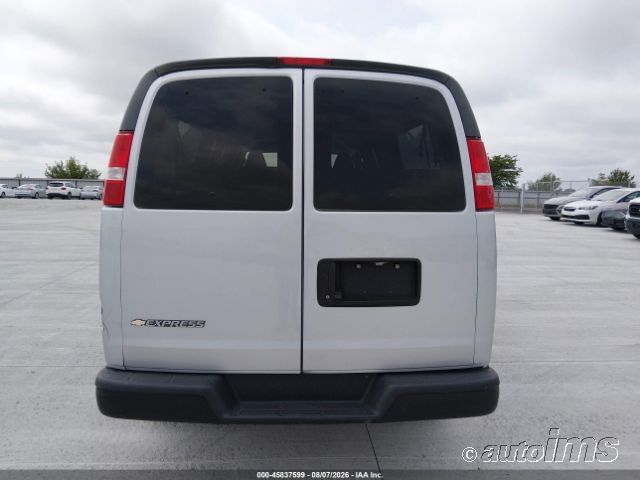 2023 Chevrolet Express photo 6