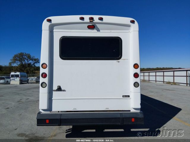 2017 Glaval Bus Glentourf5 photo 7