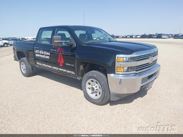 2017 Chevrolet Silverado photo 6