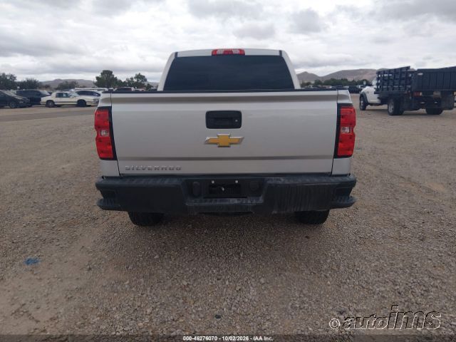 2017 Chevrolet Silverado photo 7