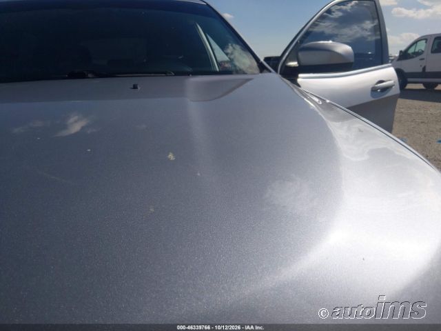 2019 Jeep Cherokee photo 2