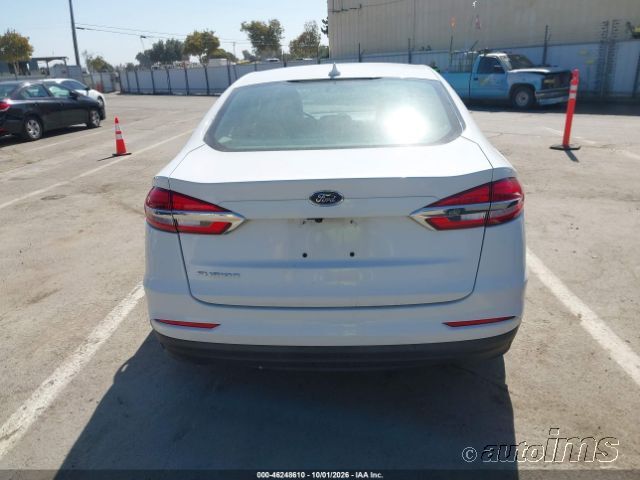 2020 Ford Fusion photo 4