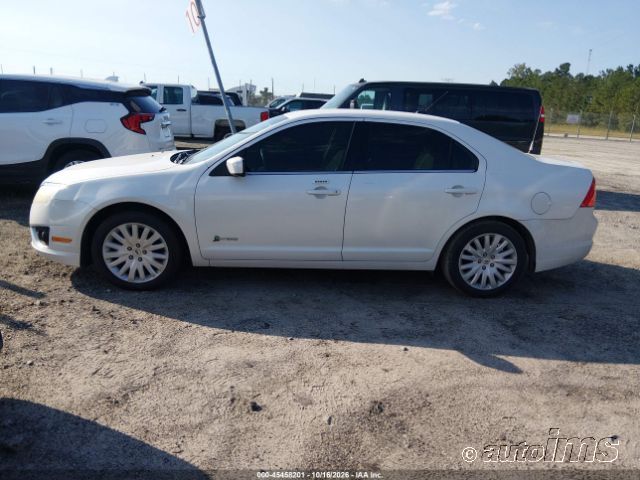 2010 Ford Fusion photo 4