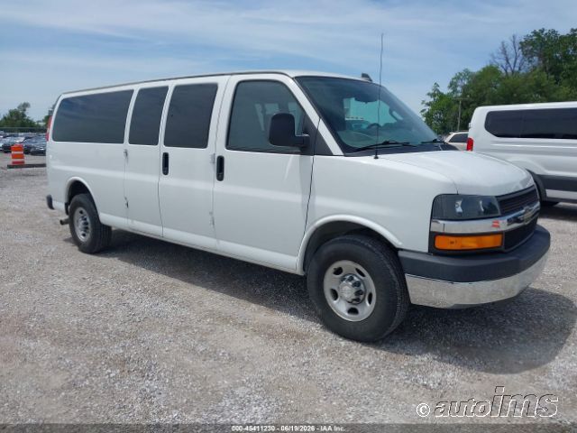2016 Chevrolet Cg3300