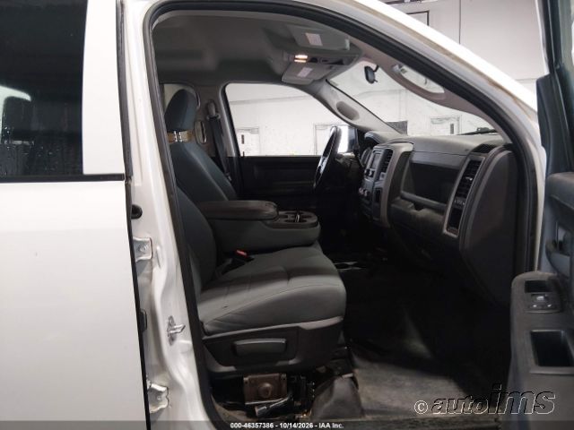 2017 Ram 3500 photo 4