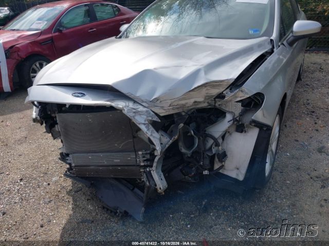 2018 Ford Fusion photo 2
