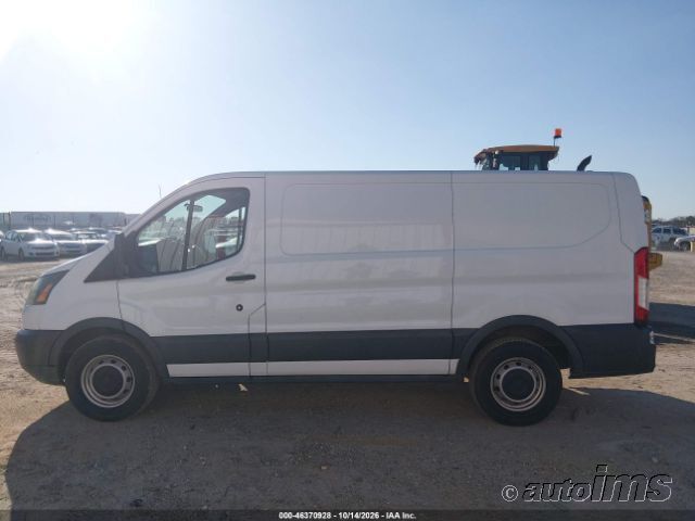 2015 Ford Transit photo 3