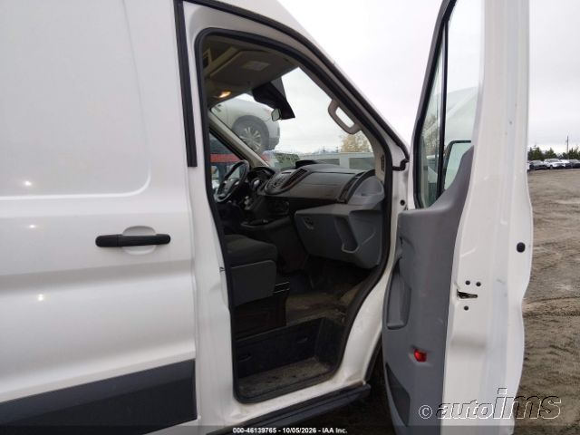 2018 Ford Transit photo 3