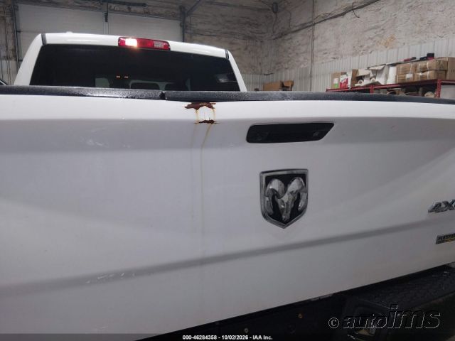 2018 Ram 1500 photo 2