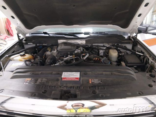 2016 Chevrolet C3500amb photo 7