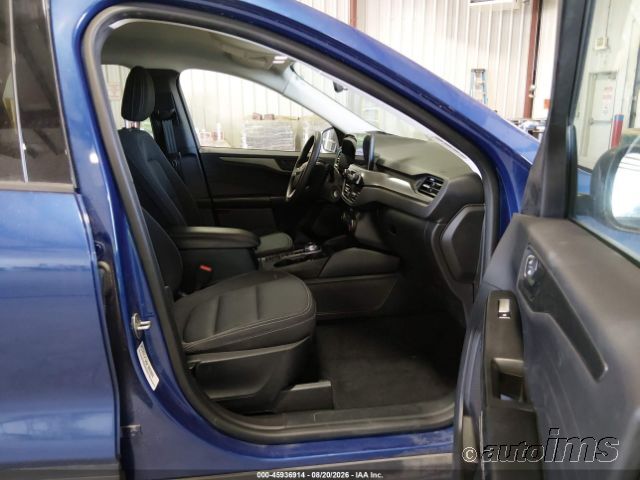 2023 Ford Escape photo 4