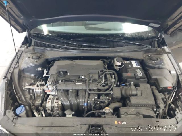 2021 Hyundai Elantra photo 6