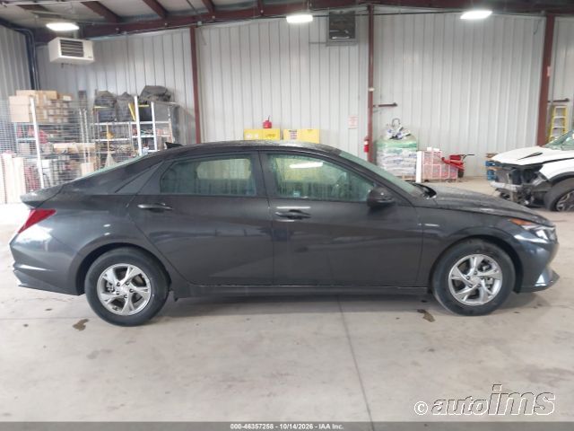 2021 Hyundai Elantra photo 7