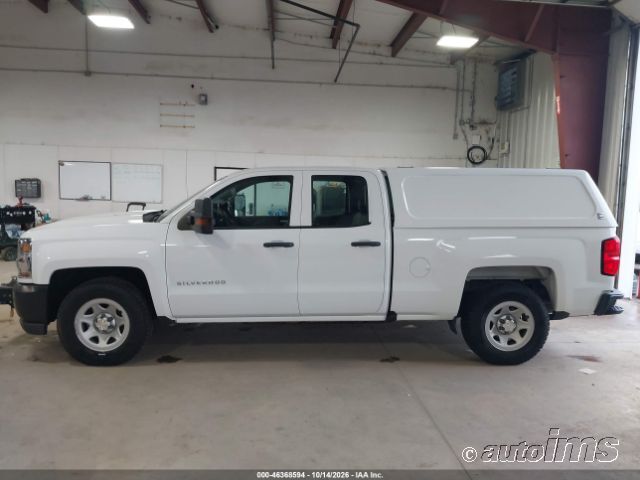 2017 Chevrolet Silverado photo 4