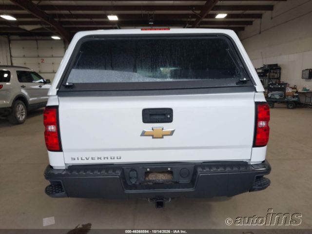 2017 Chevrolet Silverado photo 6