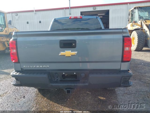 2016 Chevrolet Silverado photo 4