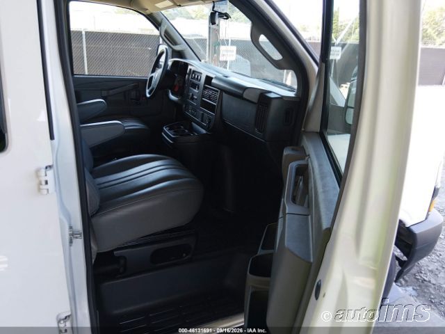 2024 Chevrolet Express photo 3