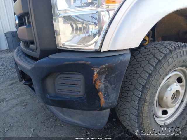 2015 Ford F-250 photo 2