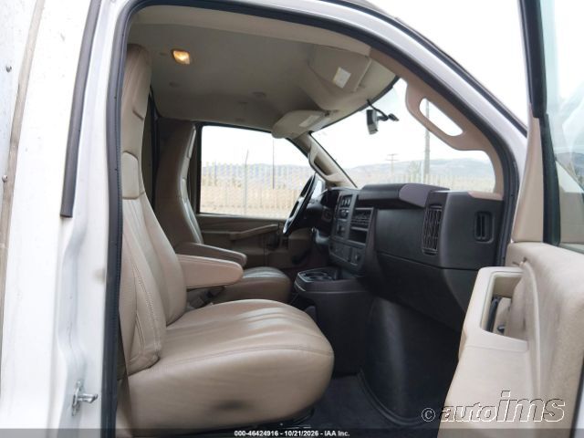 2019 Chevrolet Exp photo 7