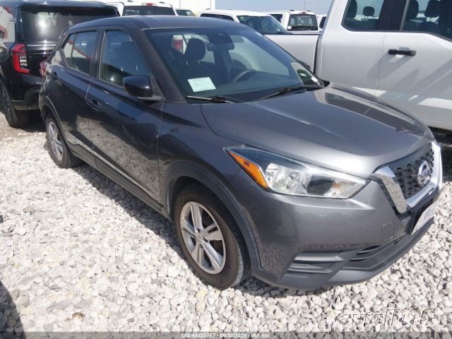 2020 Nissan Kicks
