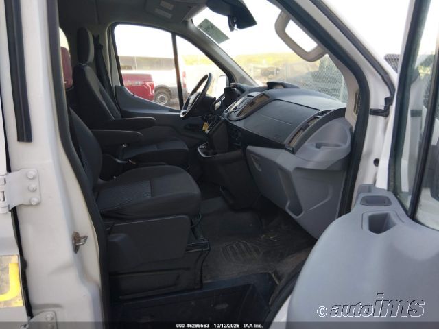 2017 Ford Transit photo 3