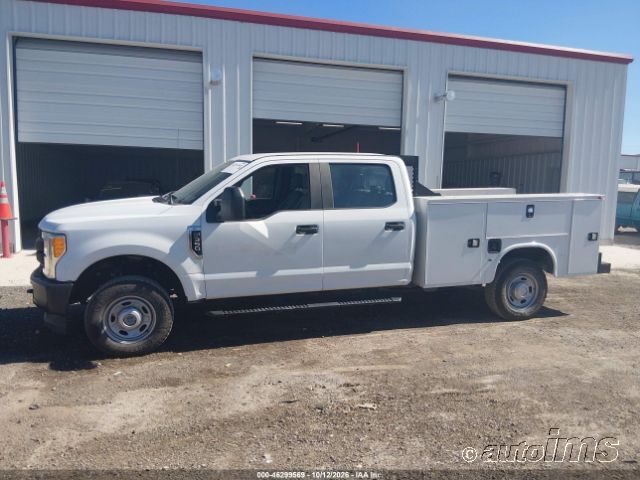 2017 Ford F-350 photo 4