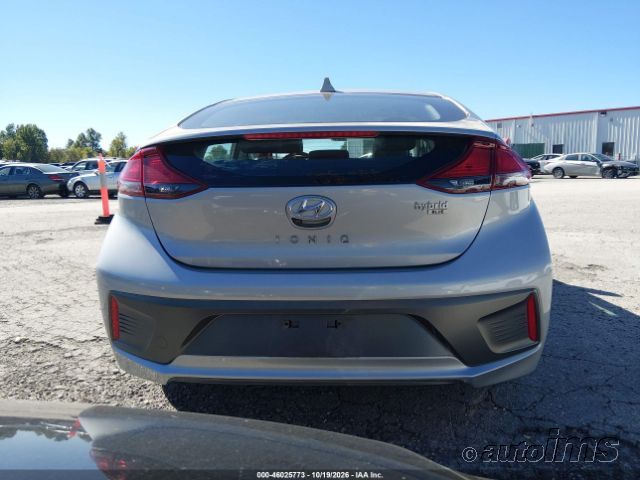 2020 Hyundai Ioniq photo 3