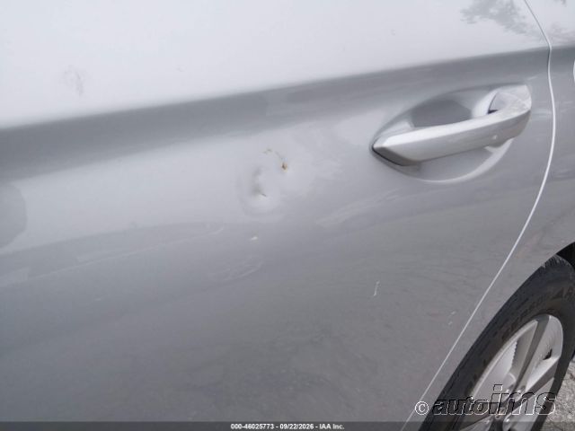 2020 Hyundai Ioniq photo 6