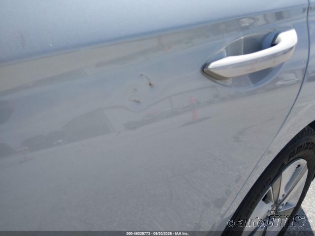 2020 Hyundai Ioniq photo 2