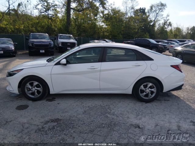2021 Hyundai Elantra photo 6