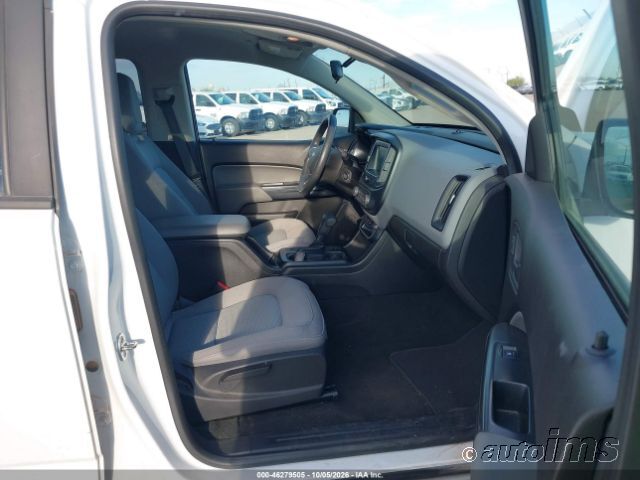 2018 Chevrolet Colorado photo 3