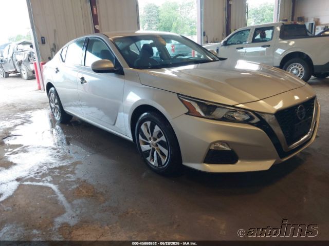 2020 Nissan Altima