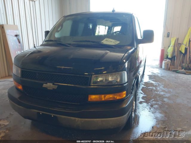 2019 Chevrolet Express photo 2