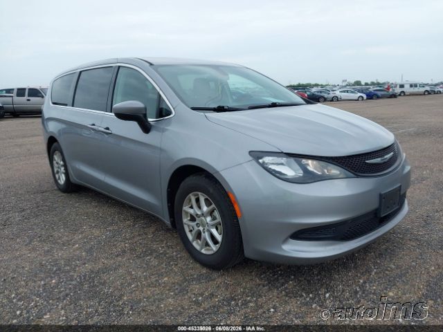 2021 Chrysler Voyager