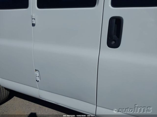 2020 Chevrolet Express photo 2