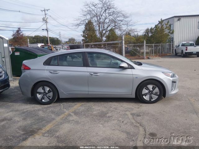 2020 Hyundai Ioniq photo 4