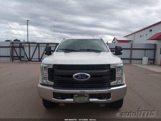 2019 Ford F-350 photo 3