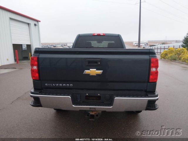 2018 Chevrolet Silverado photo 7