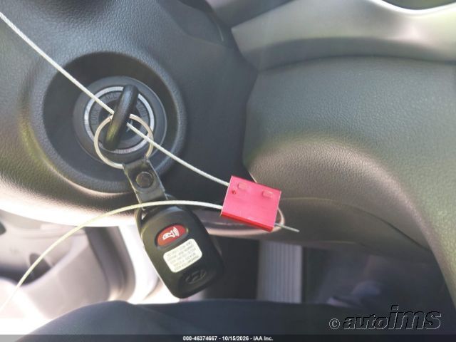 2020 Hyundai Elantra photo 5