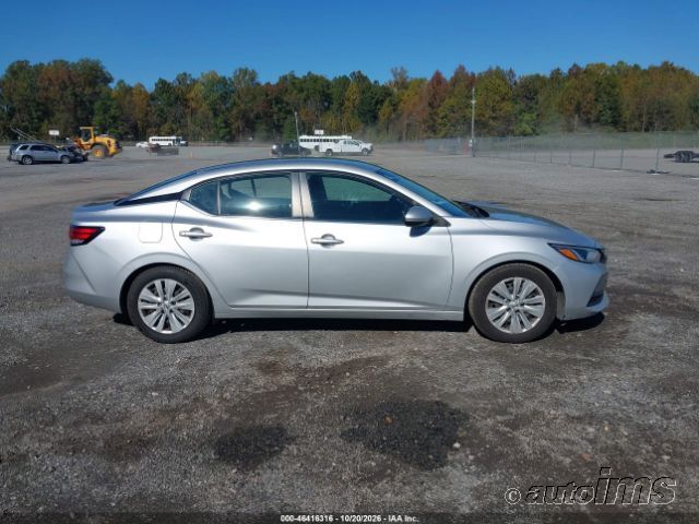 2021 Nissan Sentra photo 4