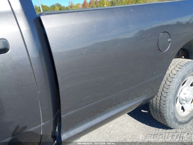 2015 Ram 3500 photo 2