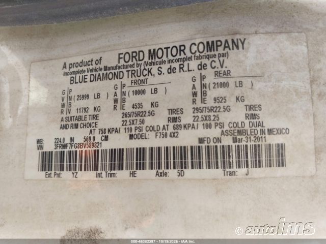 2011 Ford F-750 photo 4
