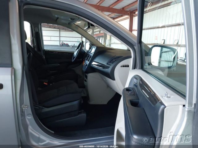 2019 Dodge Grand Caravan photo 3